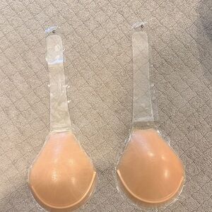Victoria’s Secret Nude Adhesive Bra Cups 34 c NEW‎